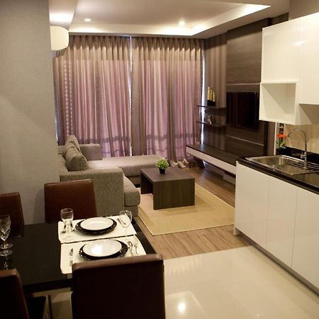 J Residence Thonglor 8 Банкок Екстериор снимка