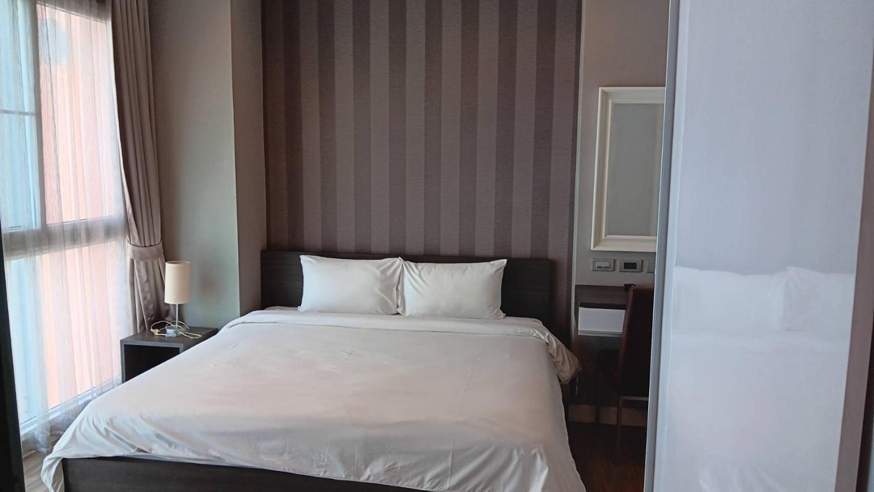 J Residence Thonglor 8 Банкок Екстериор снимка