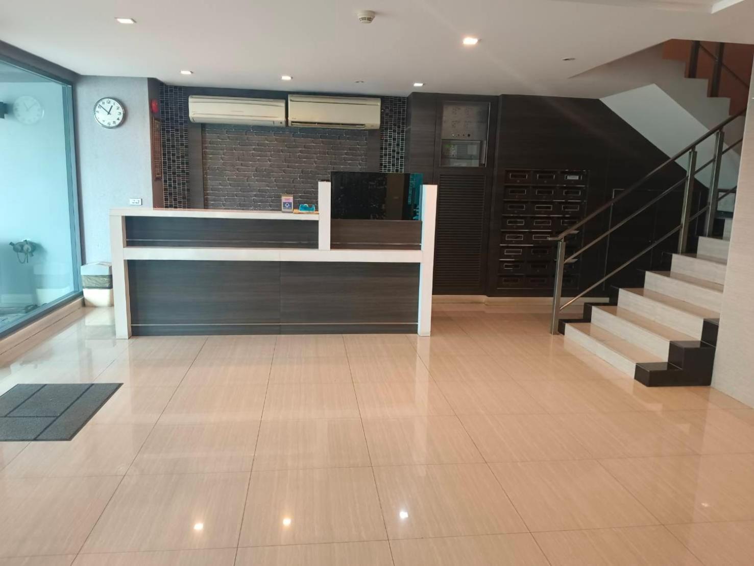 J Residence Thonglor 8 Банкок Екстериор снимка