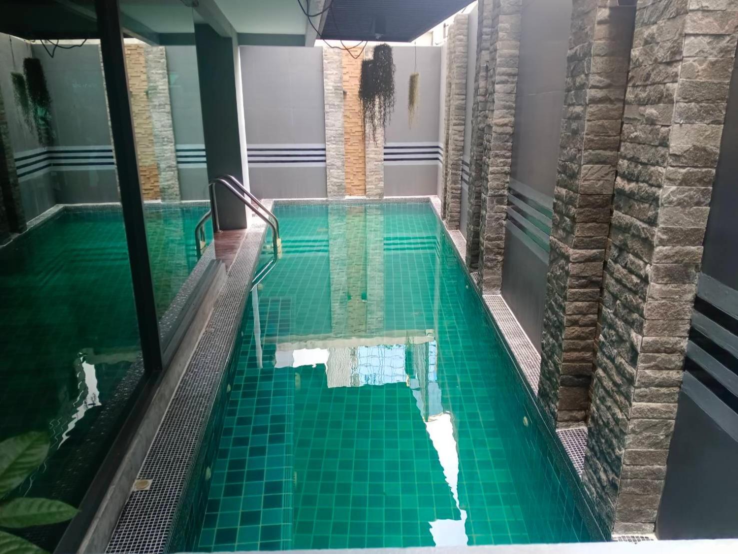 J Residence Thonglor 8 Банкок Екстериор снимка