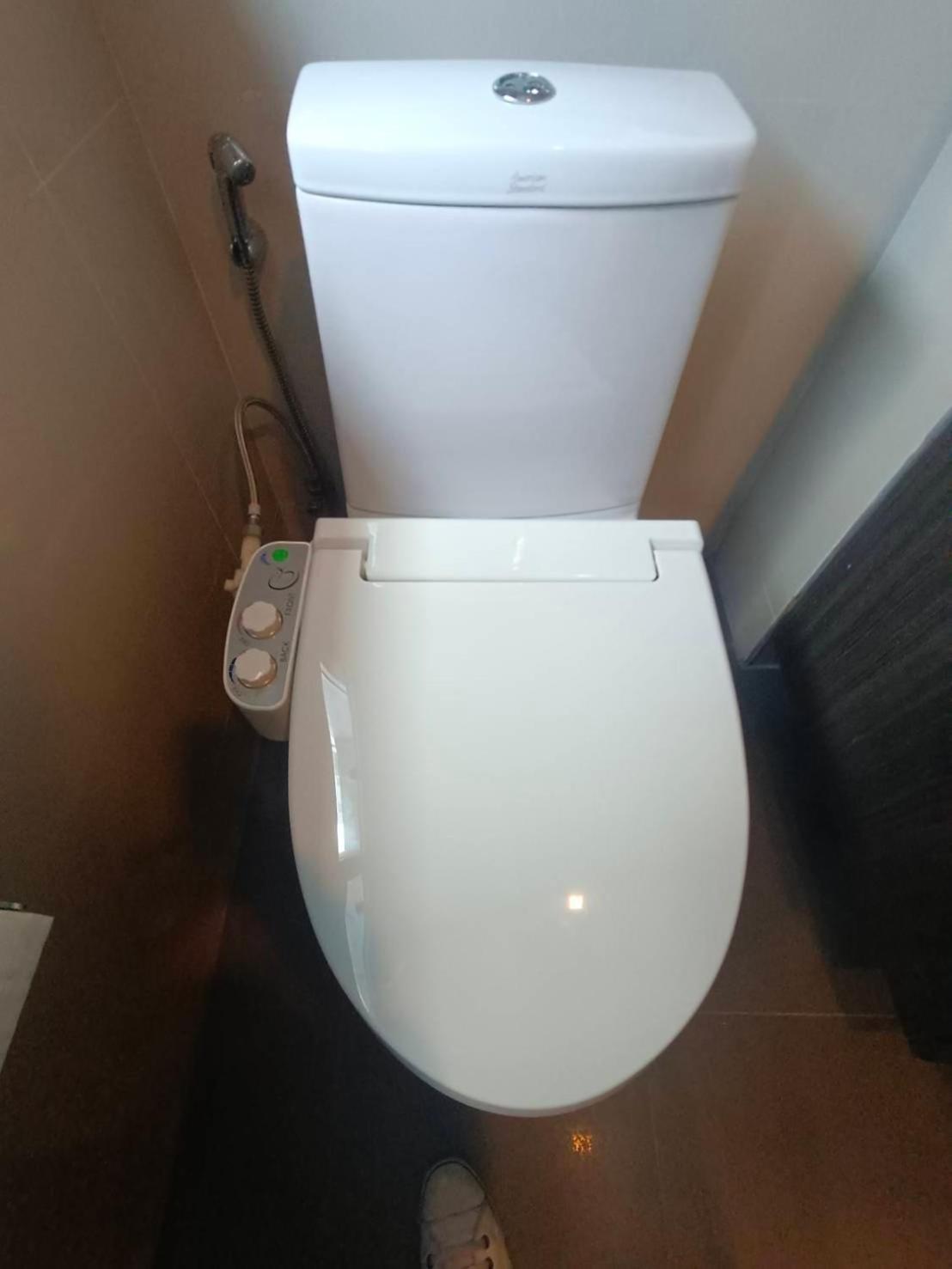 J Residence Thonglor 8 Банкок Екстериор снимка