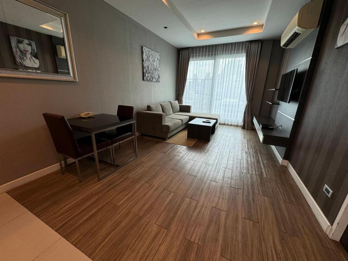 J Residence Thonglor 8 Банкок Екстериор снимка